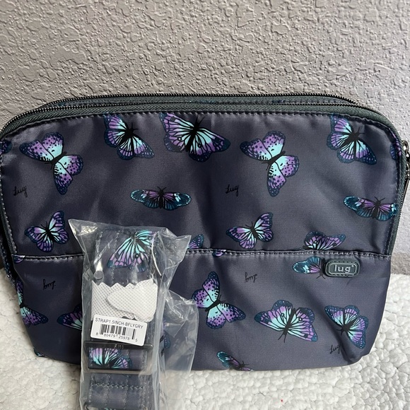 LUG BUTTERFLY GREY DELTA MINI NWOT With 1 1/2”  adjustable Crossbody Strap NIP - Picture 12 of 16